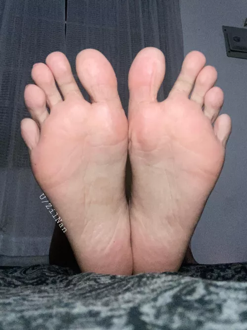 Be a good boy and tell me how you feel about my hot Filipina feet