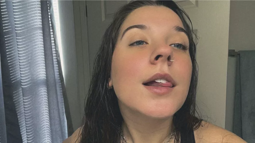 being sick doesn’t stop me from robbing those little wallets gooners 💋