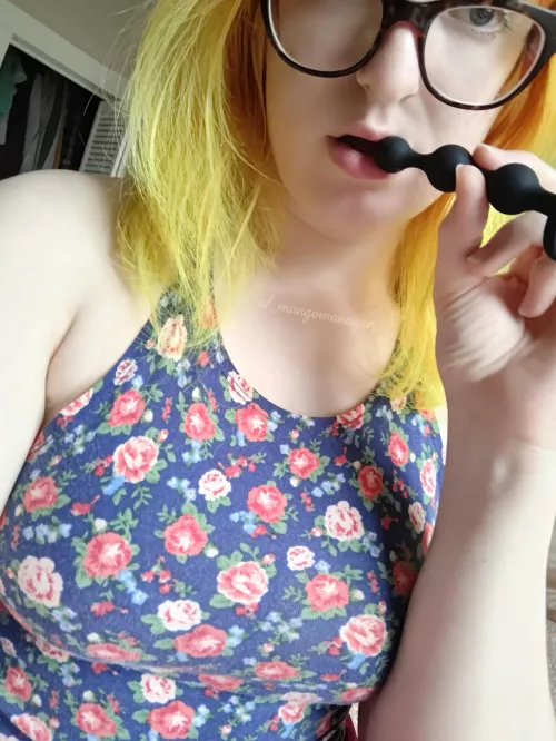 Big nose plus big glasses, the ole whombo combo