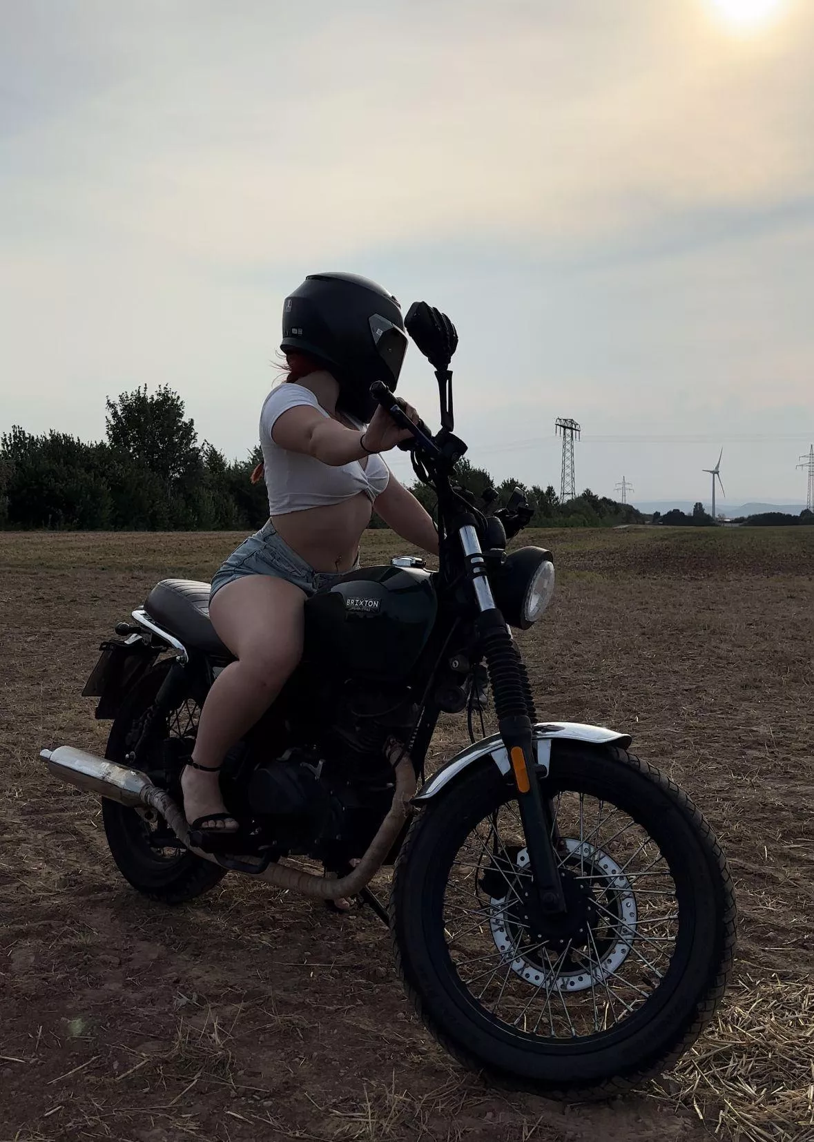 brum brum 😈🤍🩵