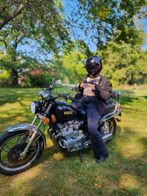 Can I take you for a ride ? 