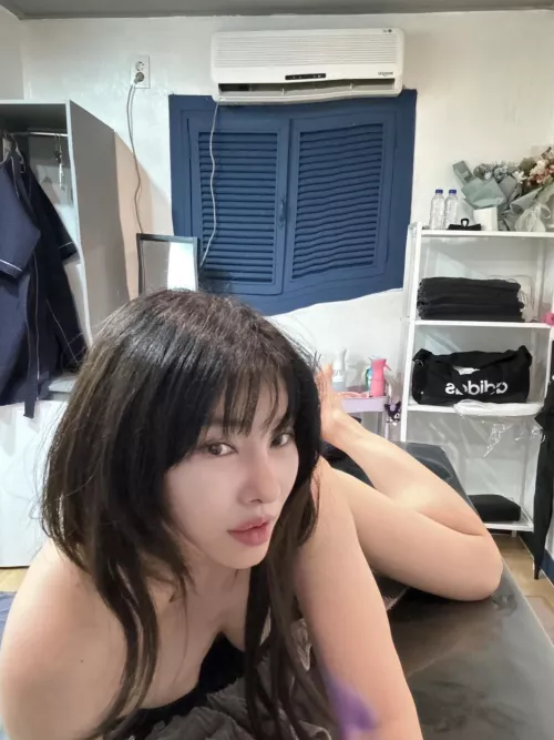 Can we destroy my sturdy table while we fuck