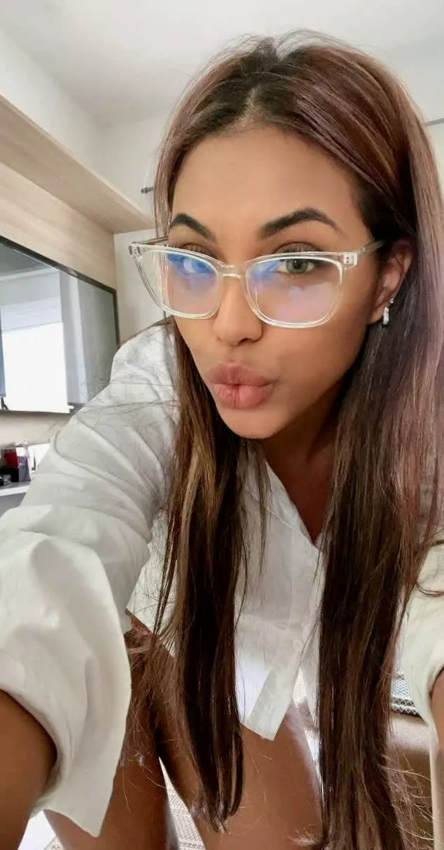 Can you date me tonight?