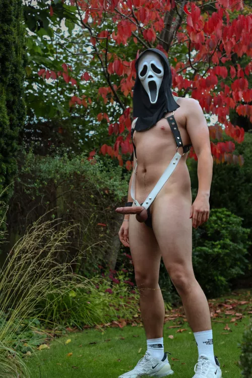 Can’t believe it’s my birthday! How should we celebrate? 👻