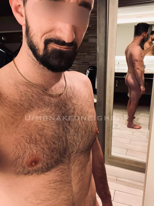 Close up on the beard with a little surprise at the back