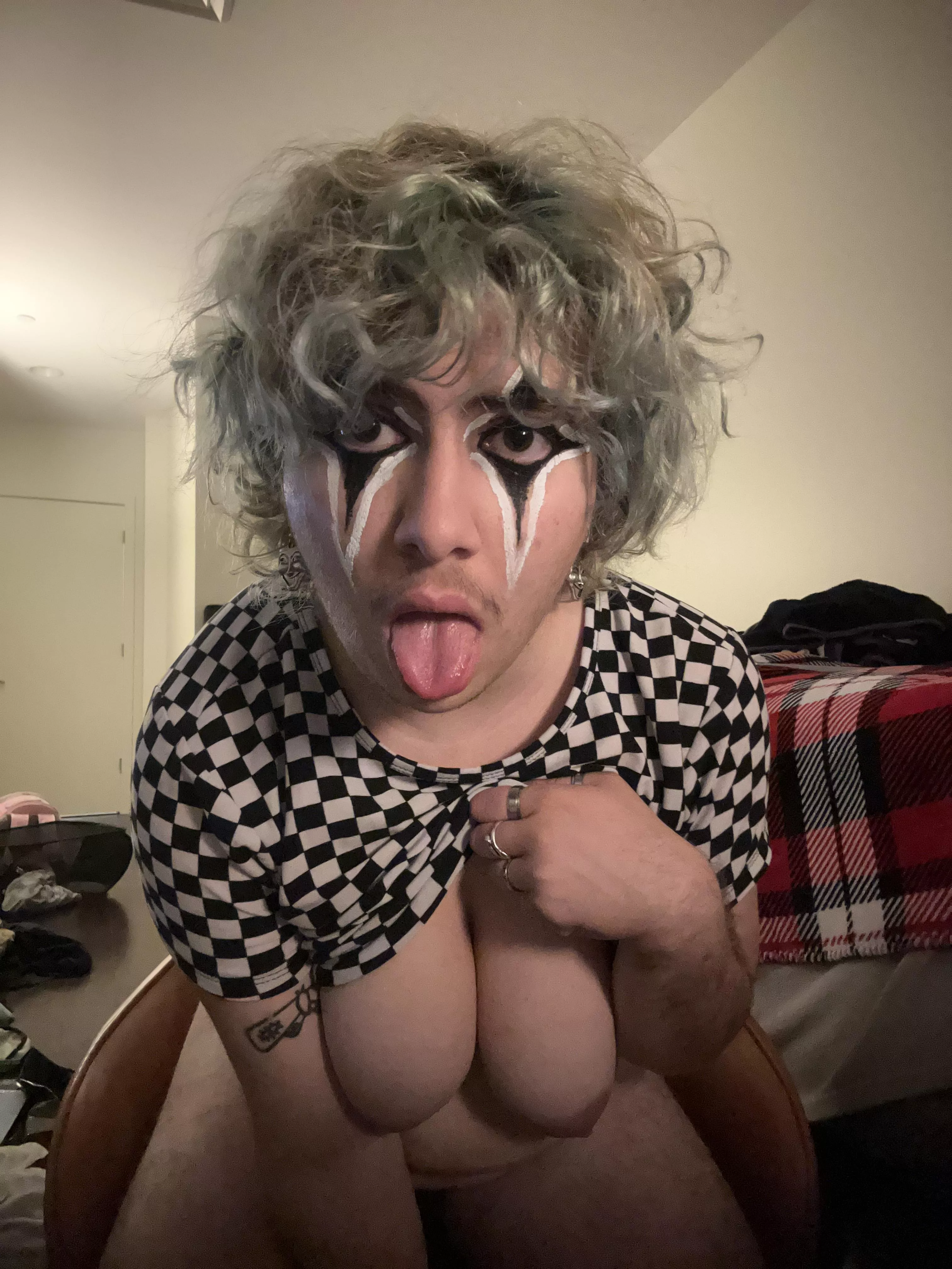 clown porn 🥴