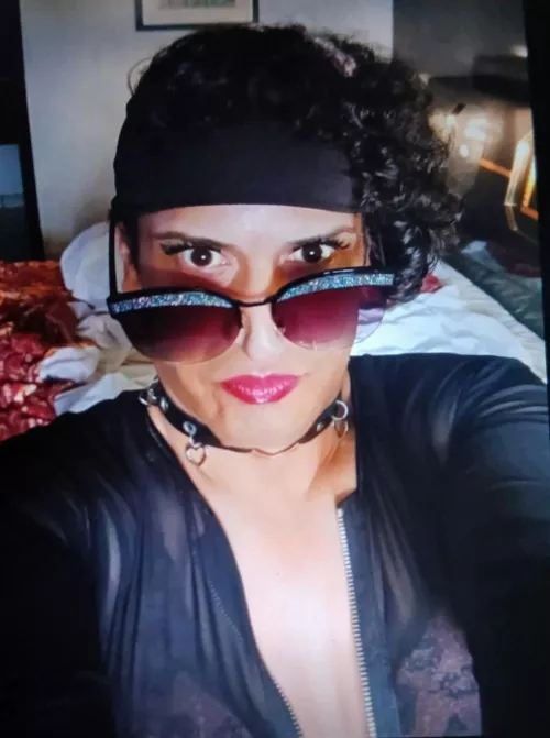 Cute Mexican Sissy in Chicago looking to worship BWC 