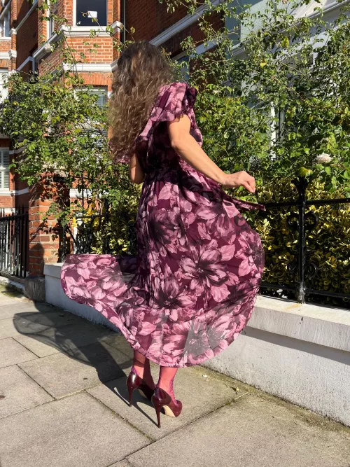 dancing as I walk, because i love my heels OC