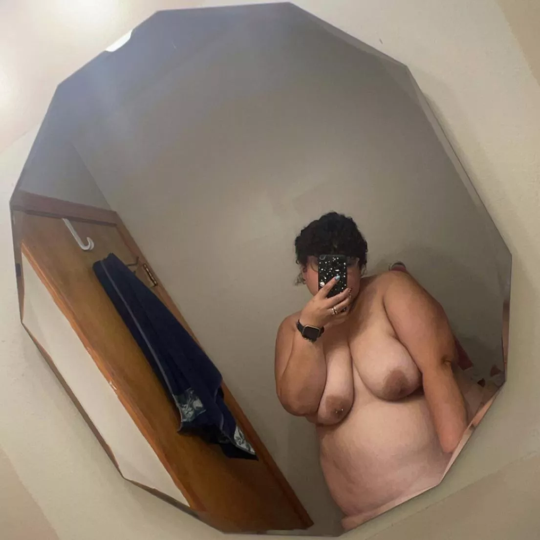 Do we like my new mirror shape?