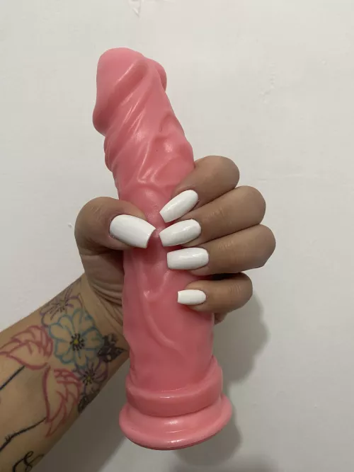 Do you know that my nails look pretty?