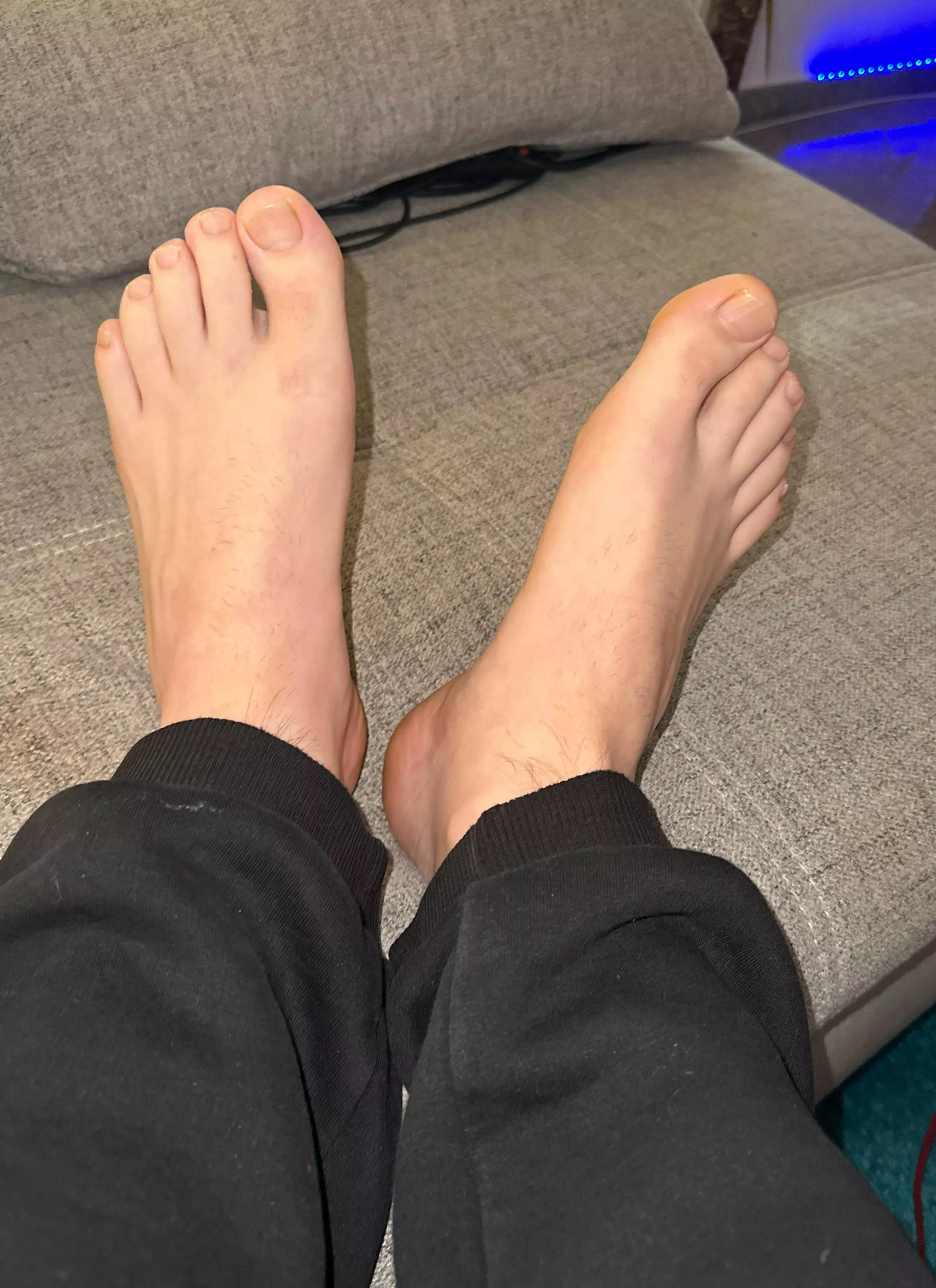 Do you like my feet?