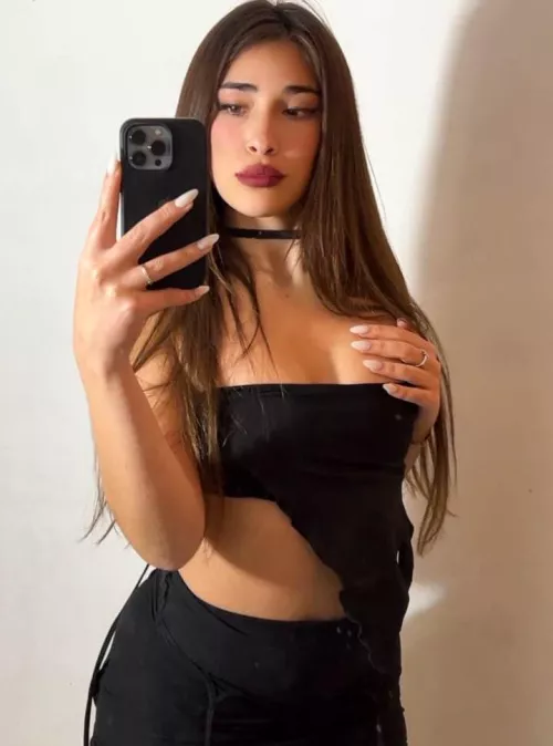 do you think i'd get your attention?