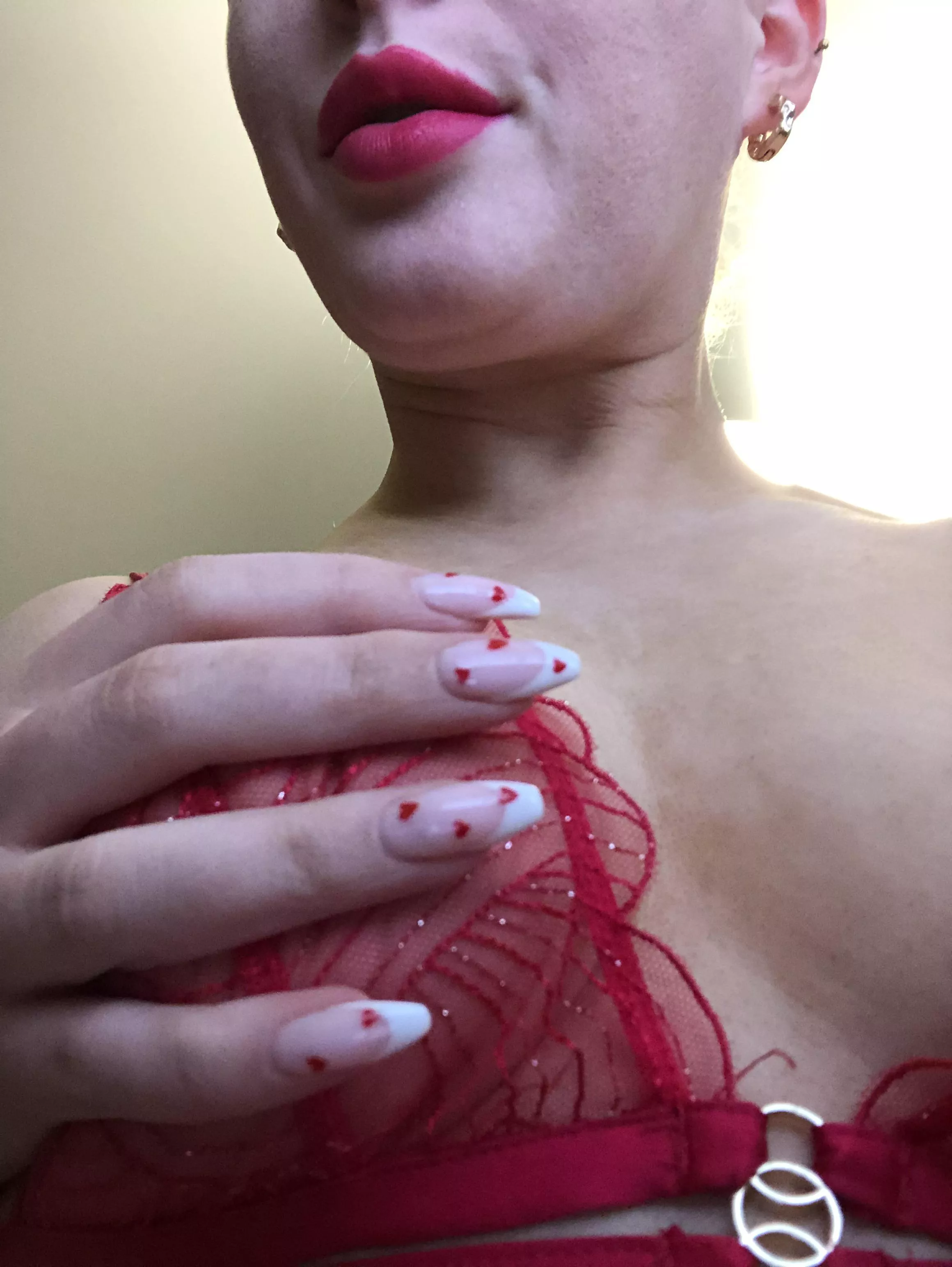 Do you think they suit the vibe of the lingerie? 