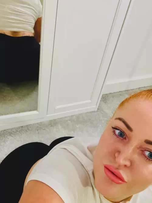 Does looking over my shoulder provide a good view