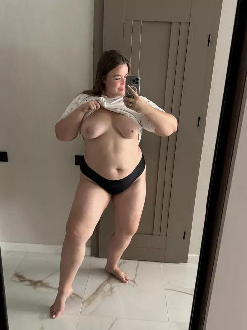 Does my tummy look cute?