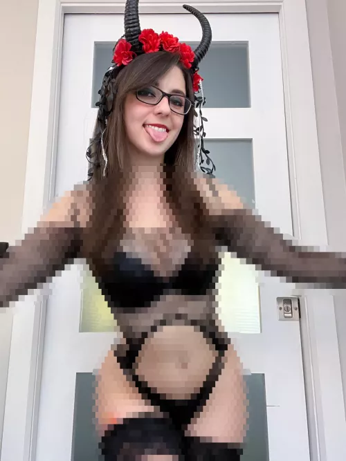 Don't be nervous, I'm a gentle succubus... I swear! 