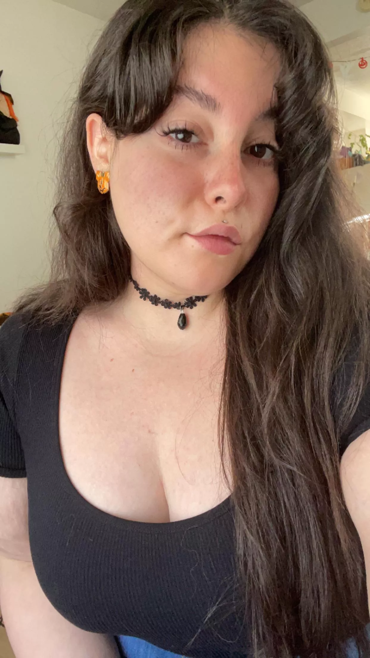 Feeling spooky ✨ can’t wait for Halloween 🖤🕷️🐦‍⬛