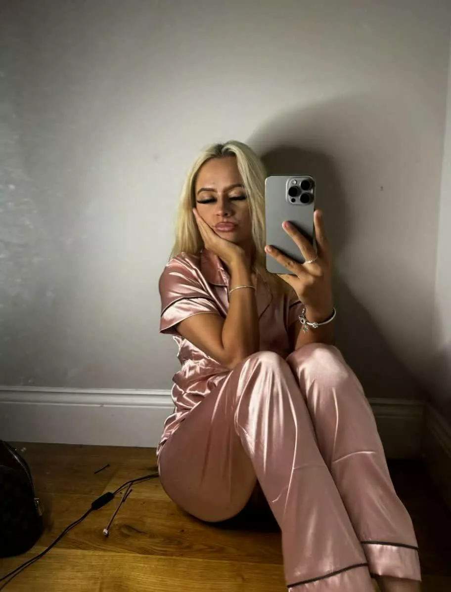 friday finallyyyyy 😉 