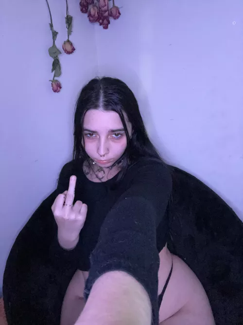 fuck you freak 🖕🏻 give me what i want already!