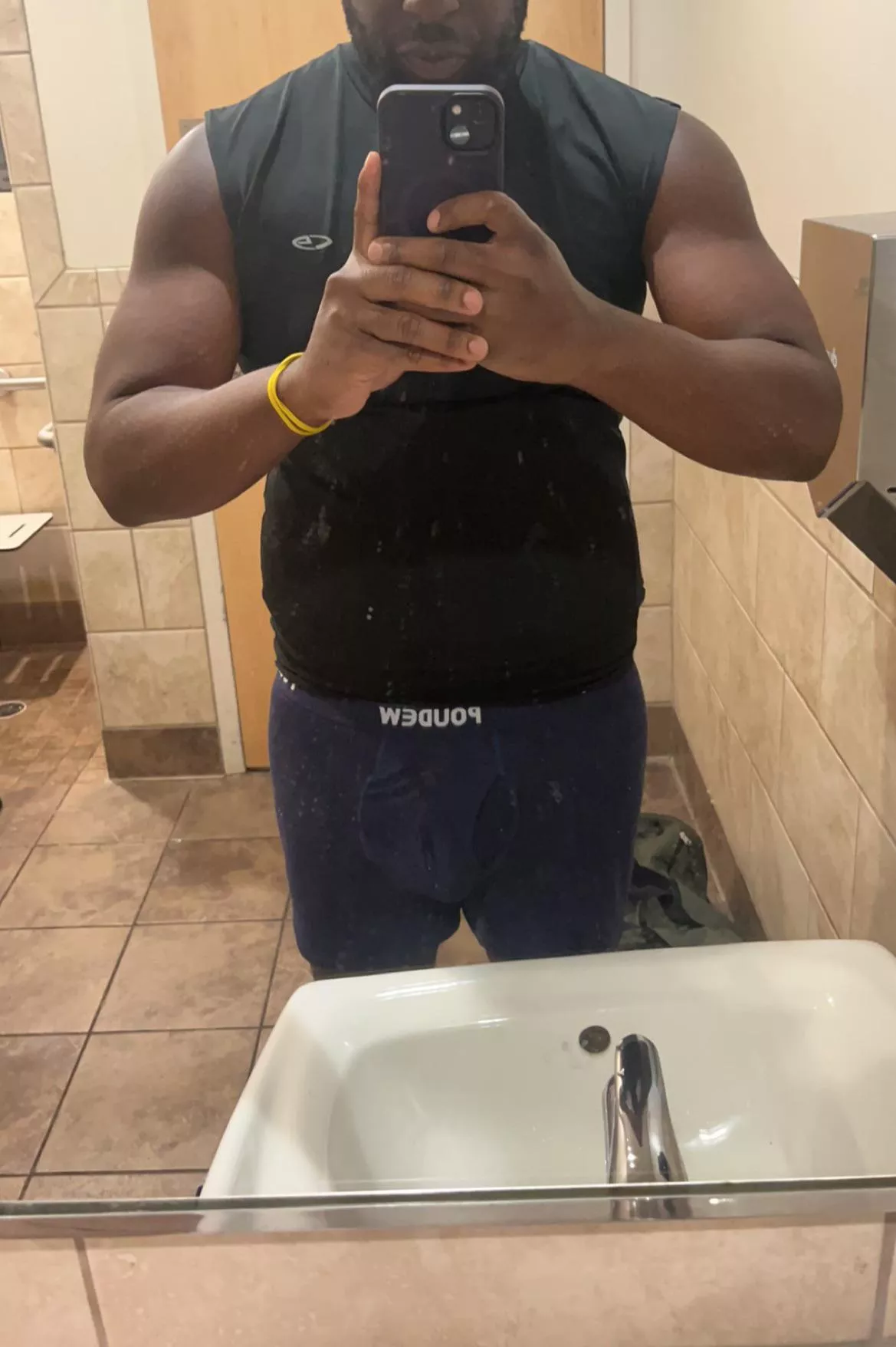 Get off at 11 looking to see what or who I can get into 