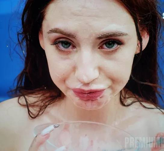 Great reaction from 19 year old Emma Evans 