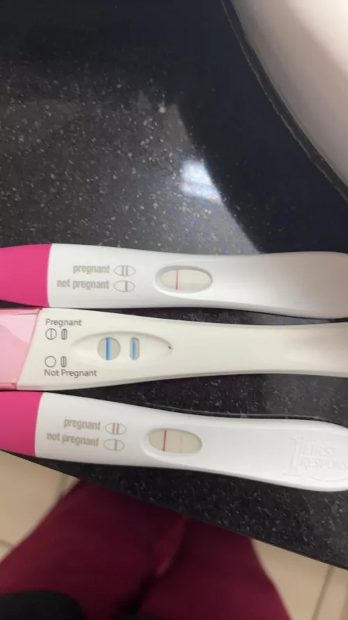 Guess whose pregnant again! 