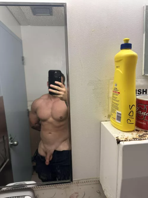 Hanging out on this 16 (28)