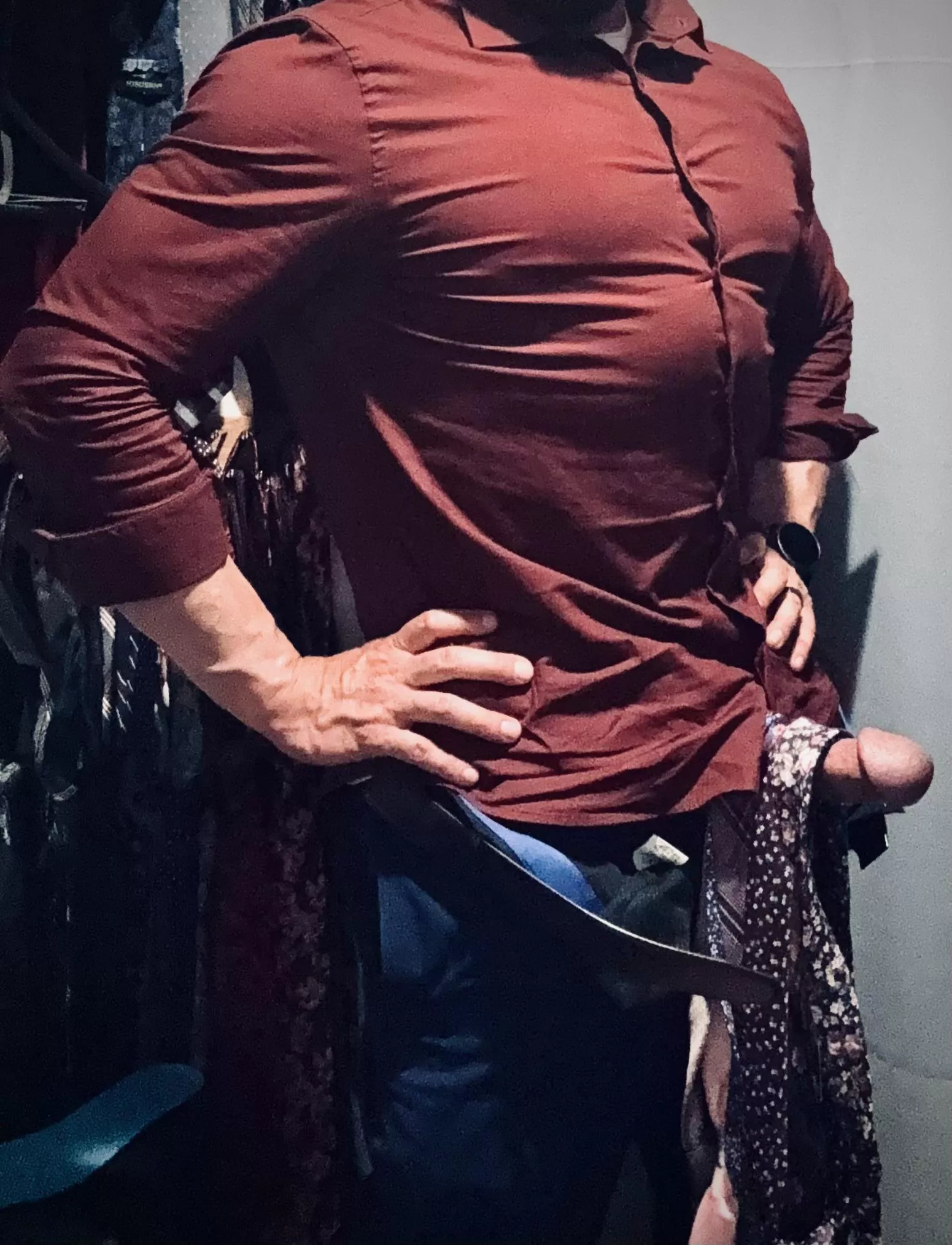 Help the boss pick out a tie