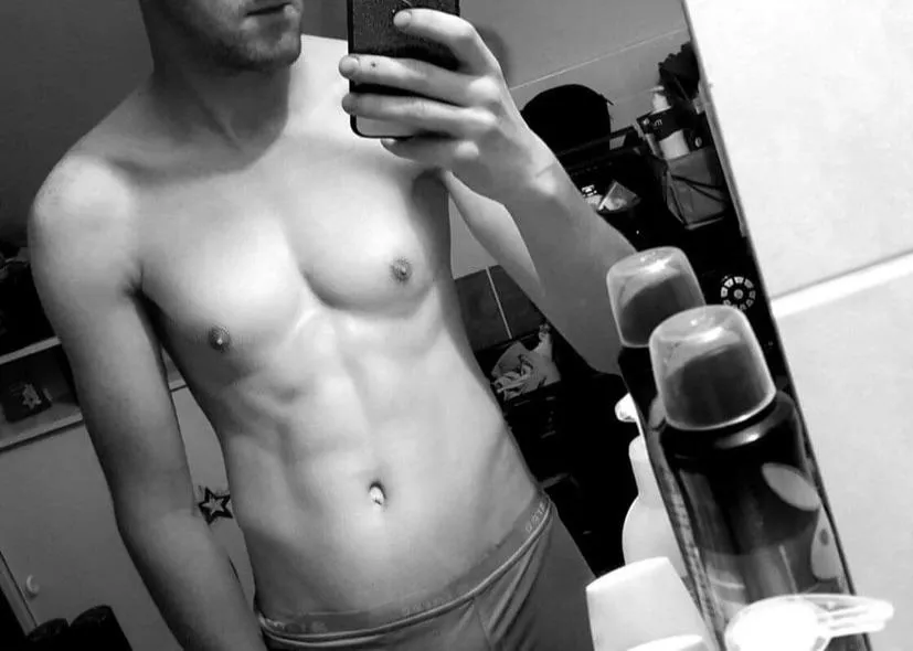 Hey !! Je suis nouveau sur ce groupe , ici pour des dial sans prise de tête 😜😛 snap: sebastien204810