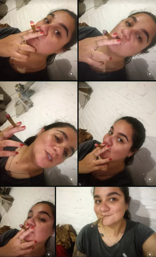 High and cute face! ☺️ I'm not always sexy Lol 💚😅