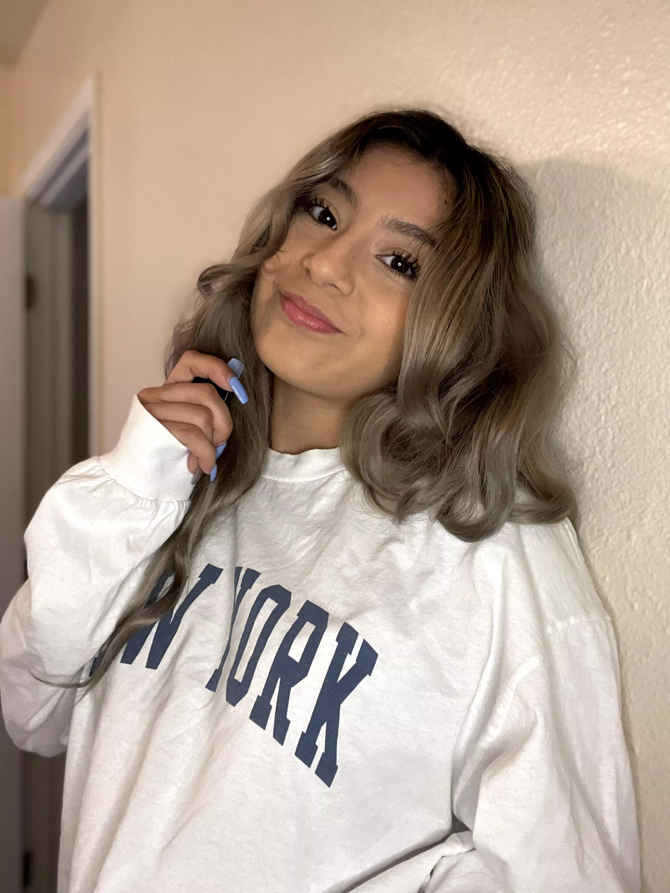 Hope im cute enough to post here