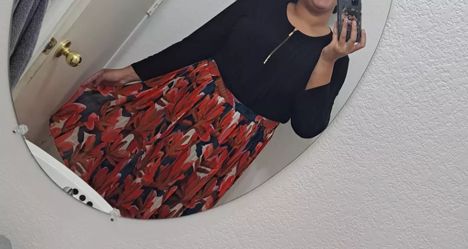 I feel kind of witchy in this outfit lol