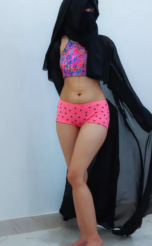 i just sent a nude to the wrong guy and i'm freaking out