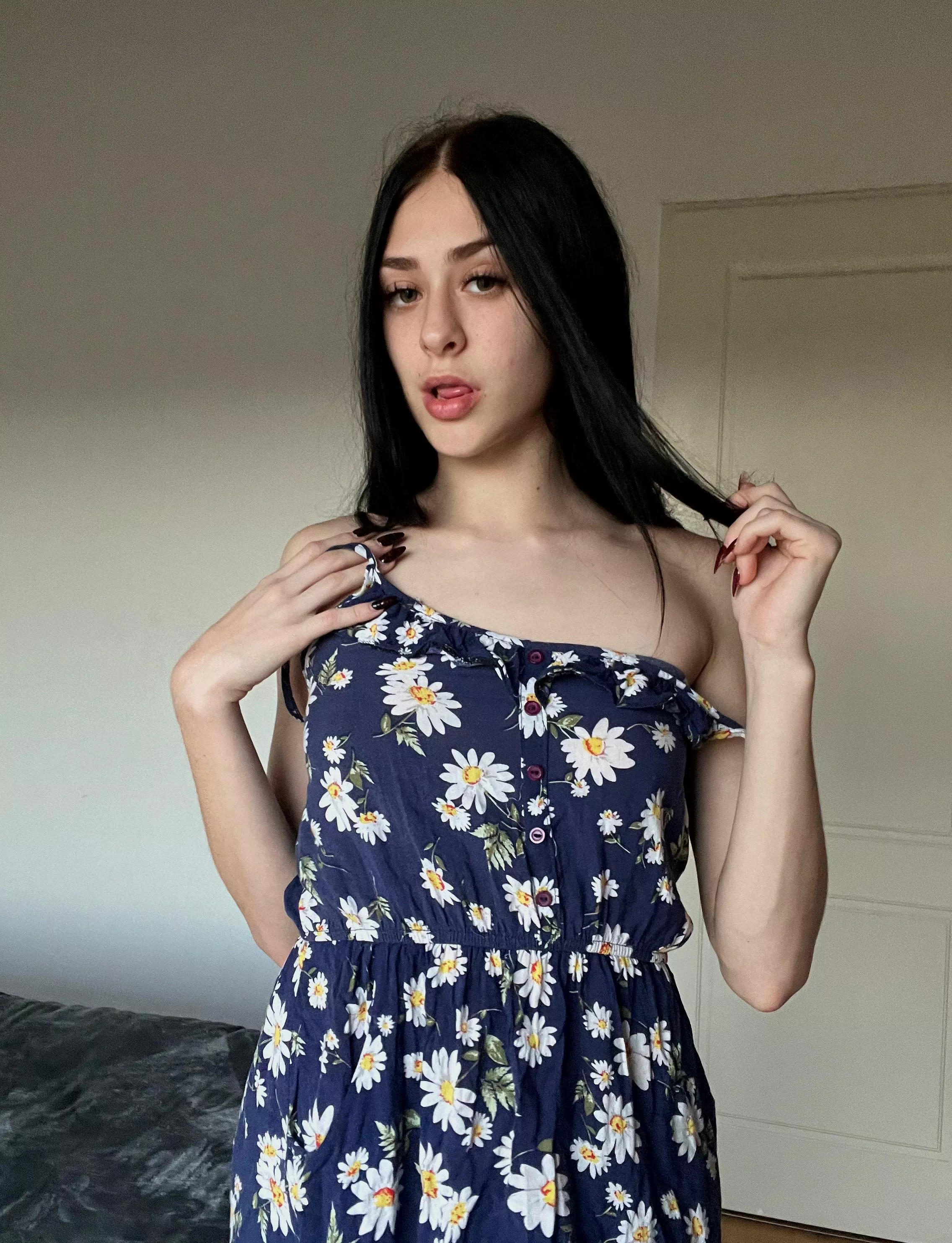 I know you want to see more of me