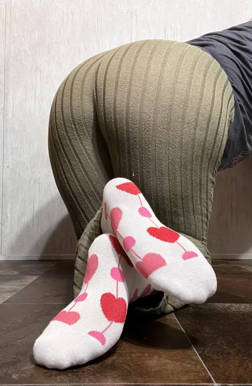 I want to stink these up for someone special… I wonder who it will be🤭