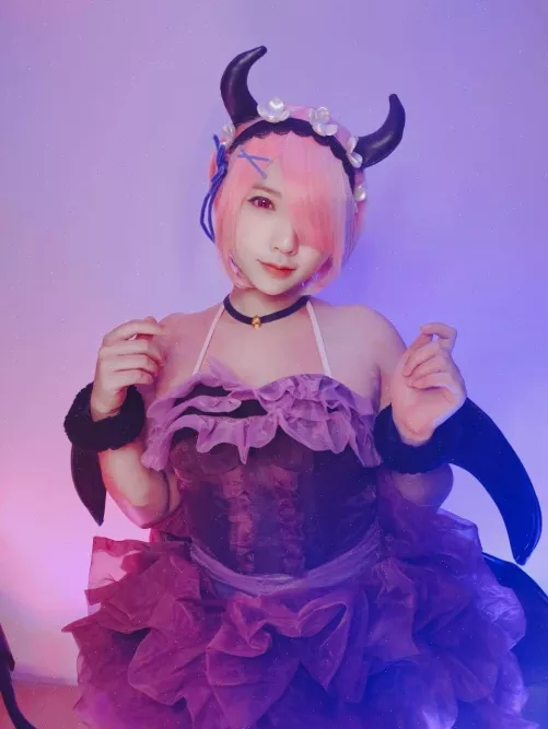 I want you to get under my school skirt