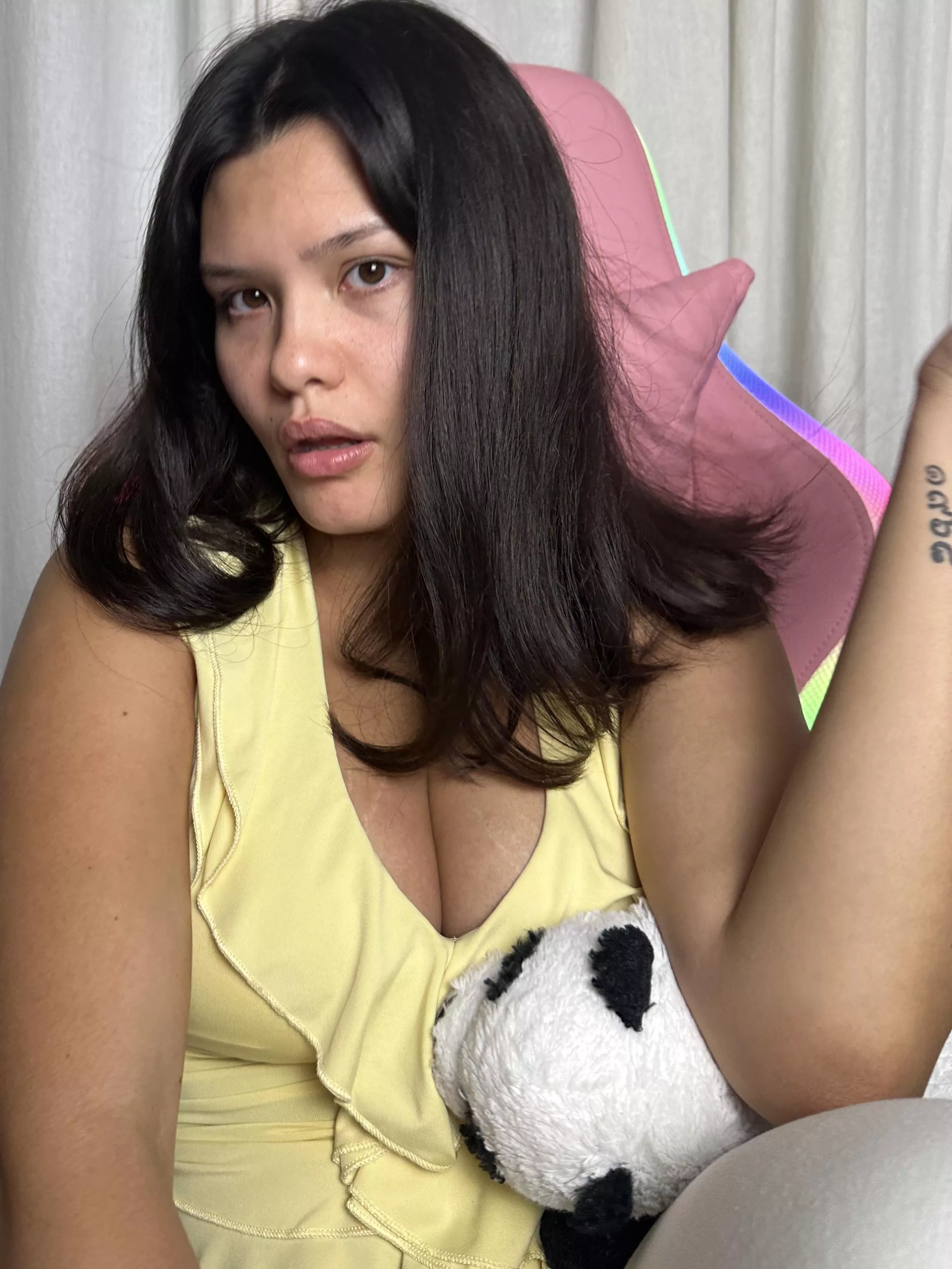 if i was the president every vet would get a house and a caring wife by the state ❤️🇺🇸 its more then fair i think