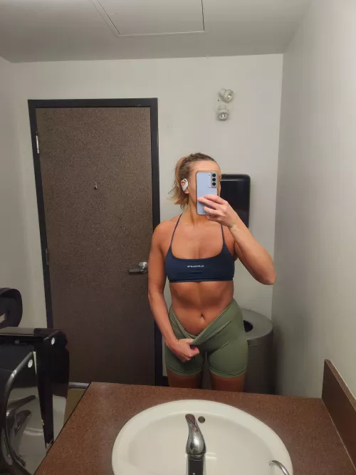 Ill always sneak you a selfie 🤭