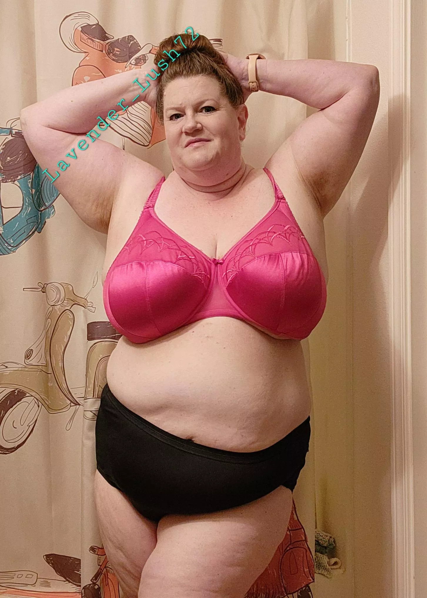 I'll be your Friday night fun 😈[F52]