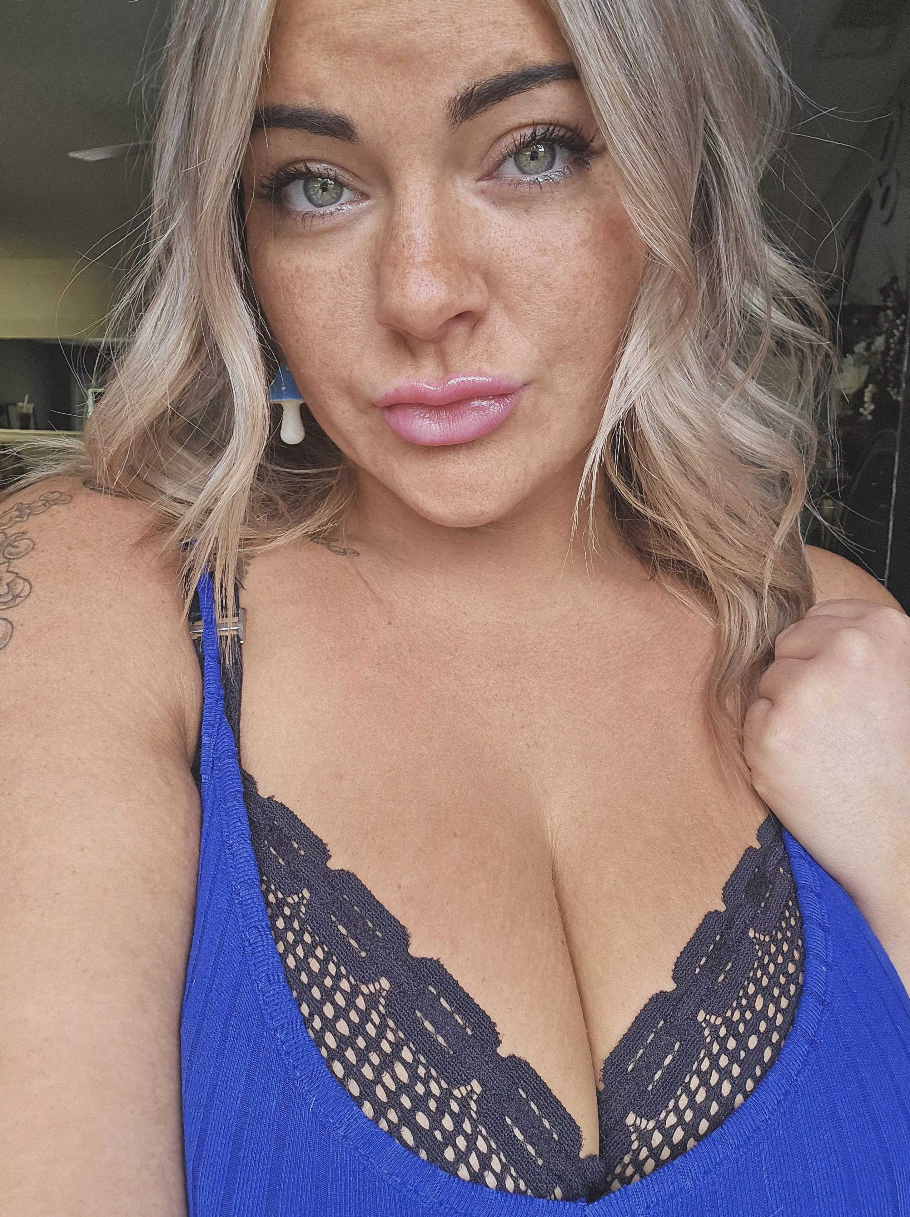 I’ll be your little slut <3