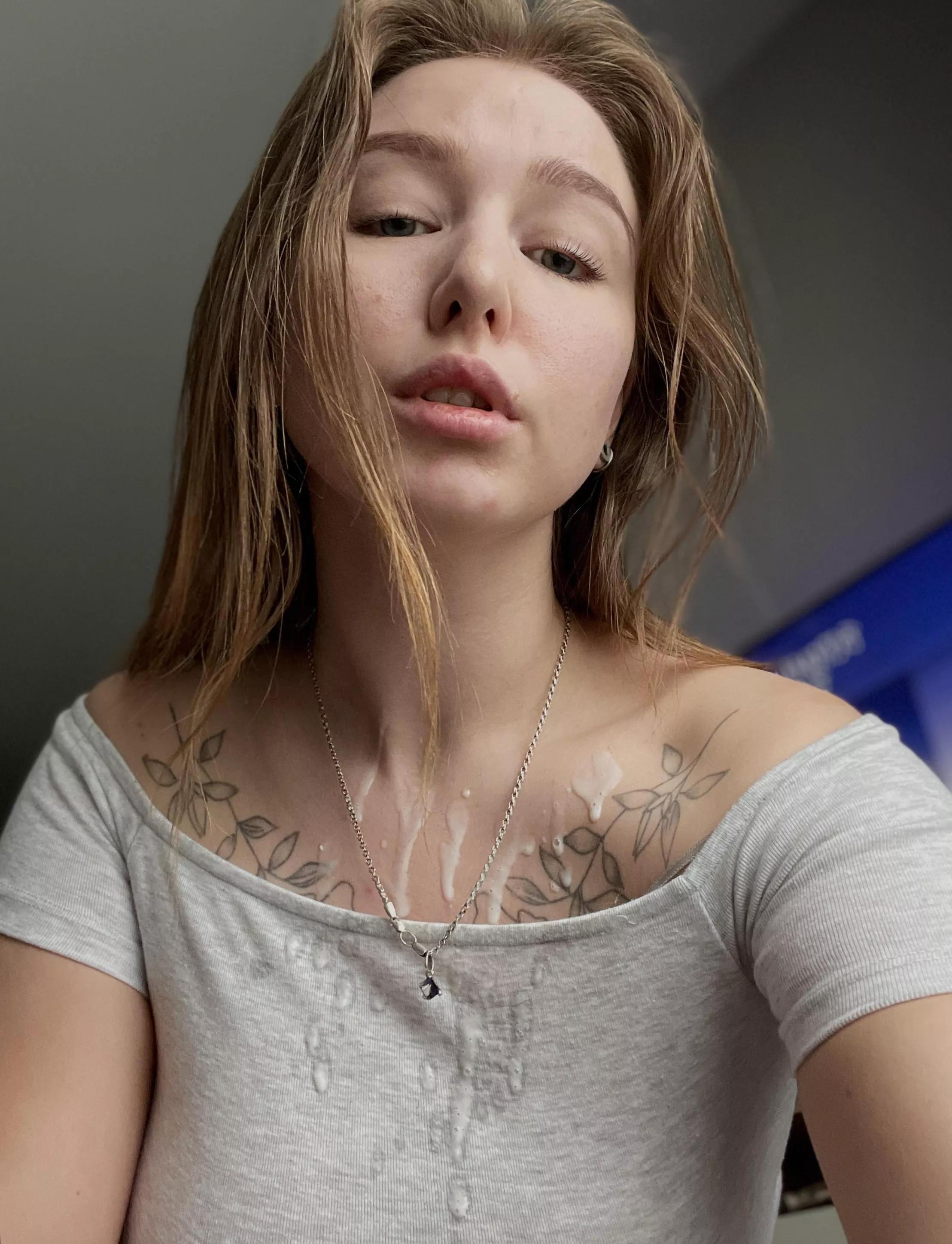 I'm a horny baby warming up for you daddy