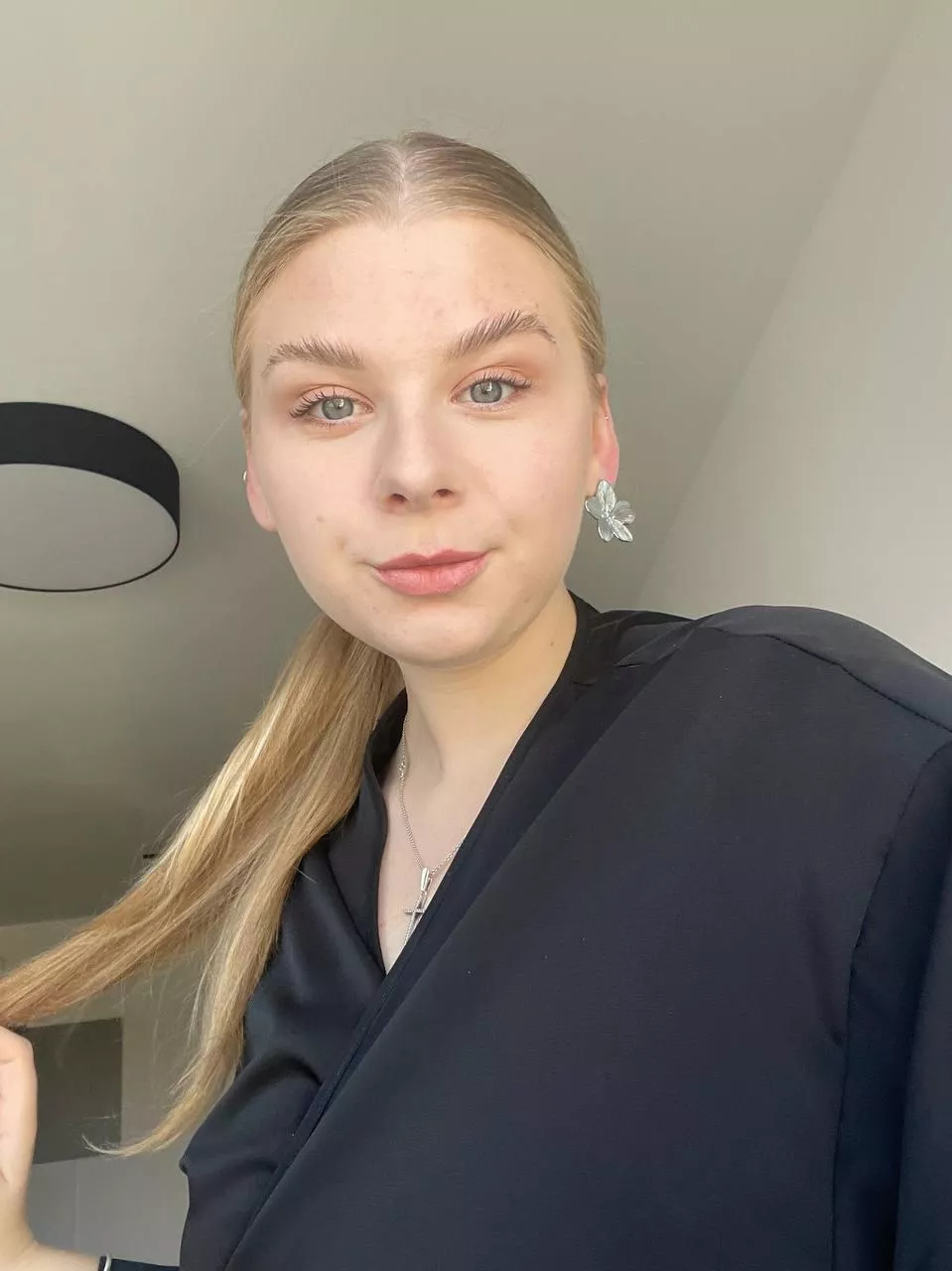 I'm bored and home alone now