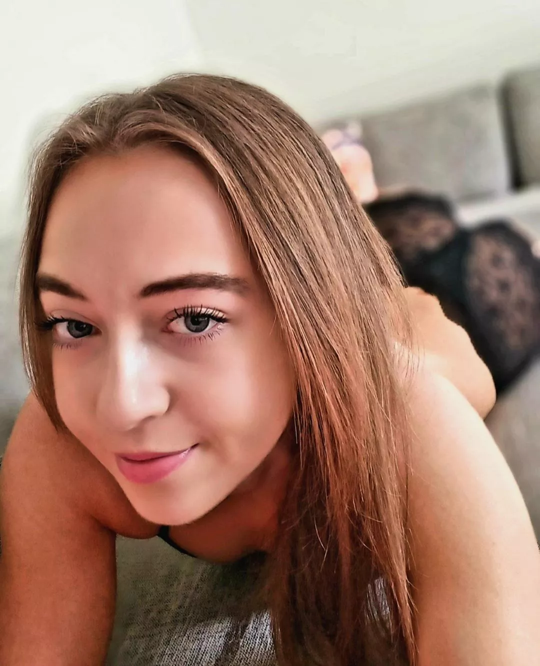 I'm hip thrusting extra heavy to get my birthday cake ready for the 25th...would you like a slice? 😉 