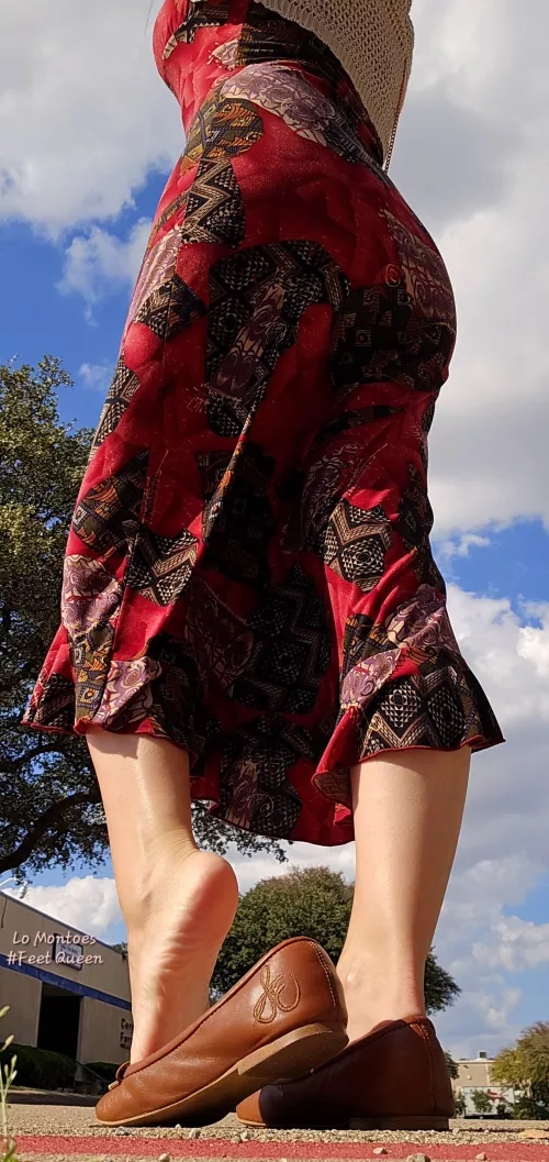 Imagine how delicious they smell in this heat! 