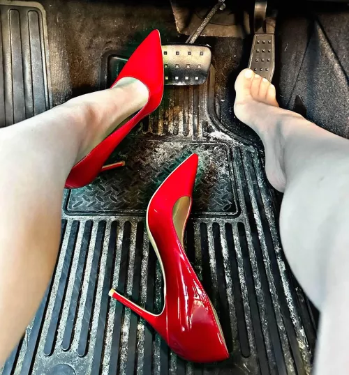 Indulge in the thrill of surrender, where my control becomes your ultimate pleasure. 💜