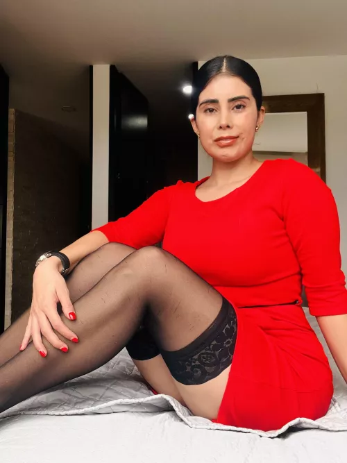 Is flirty but hard-to-get your type?