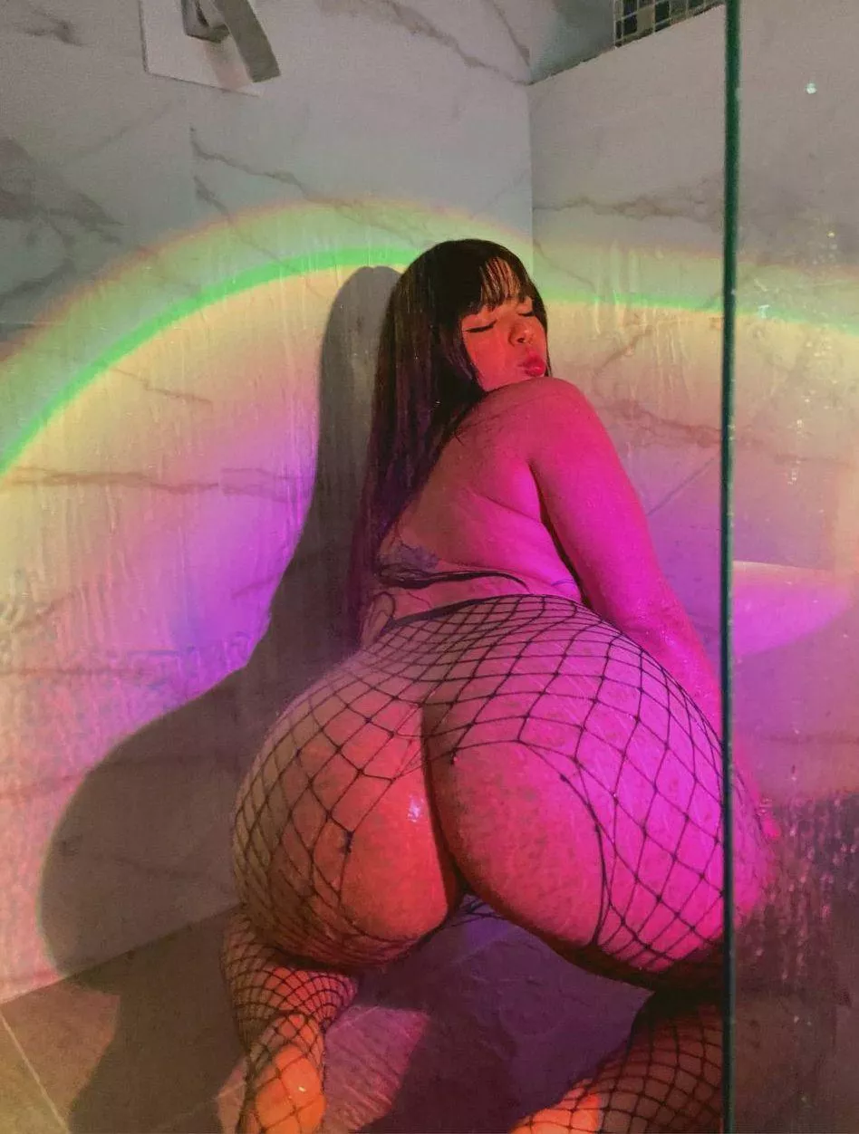 it feels like heaven when it hurts so baddd