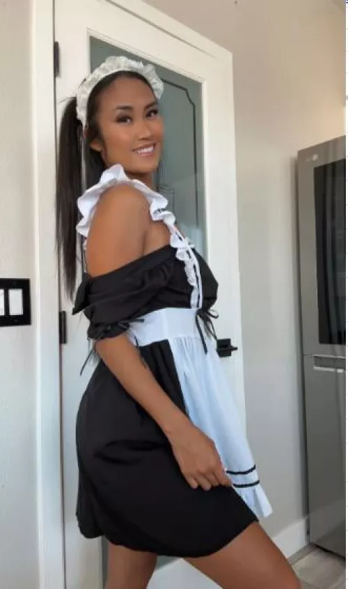 it's hard for me to concentrate on cleaning when you're around