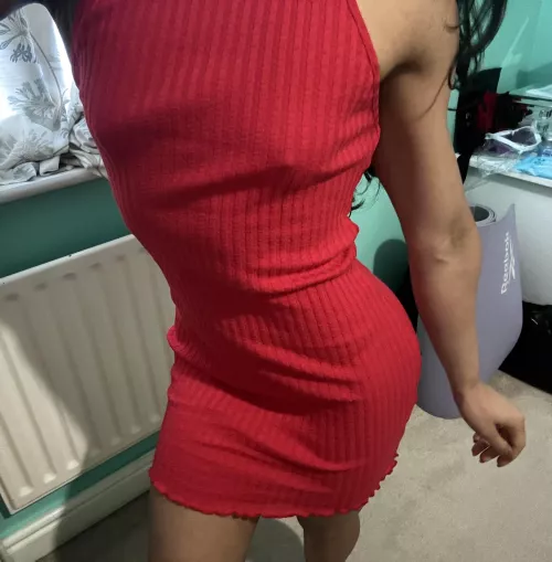 It’s not Sunday but it’s always time for no bra!