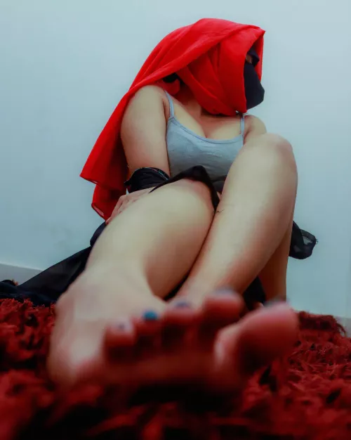 i've been having secret lesbian encounters in the bathroom